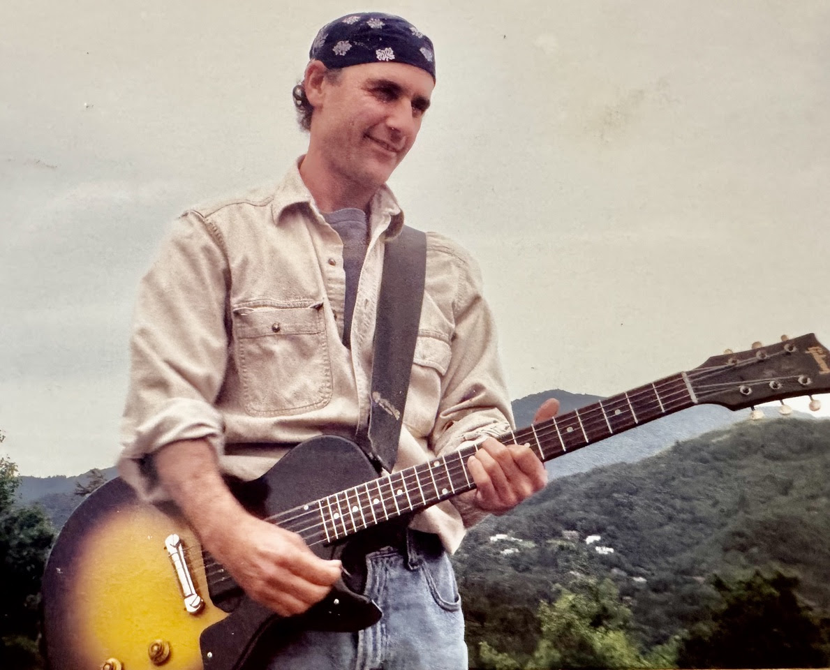 STEREO EMBERS SINGLE OF THE DAY – “Castles” from Americana Icon Gary Marks Career-Spanning RSD-set Release ‘Crossroads’